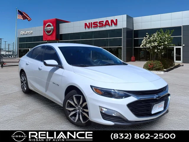 Pre-Owned 2022 Chevrolet Malibu RS