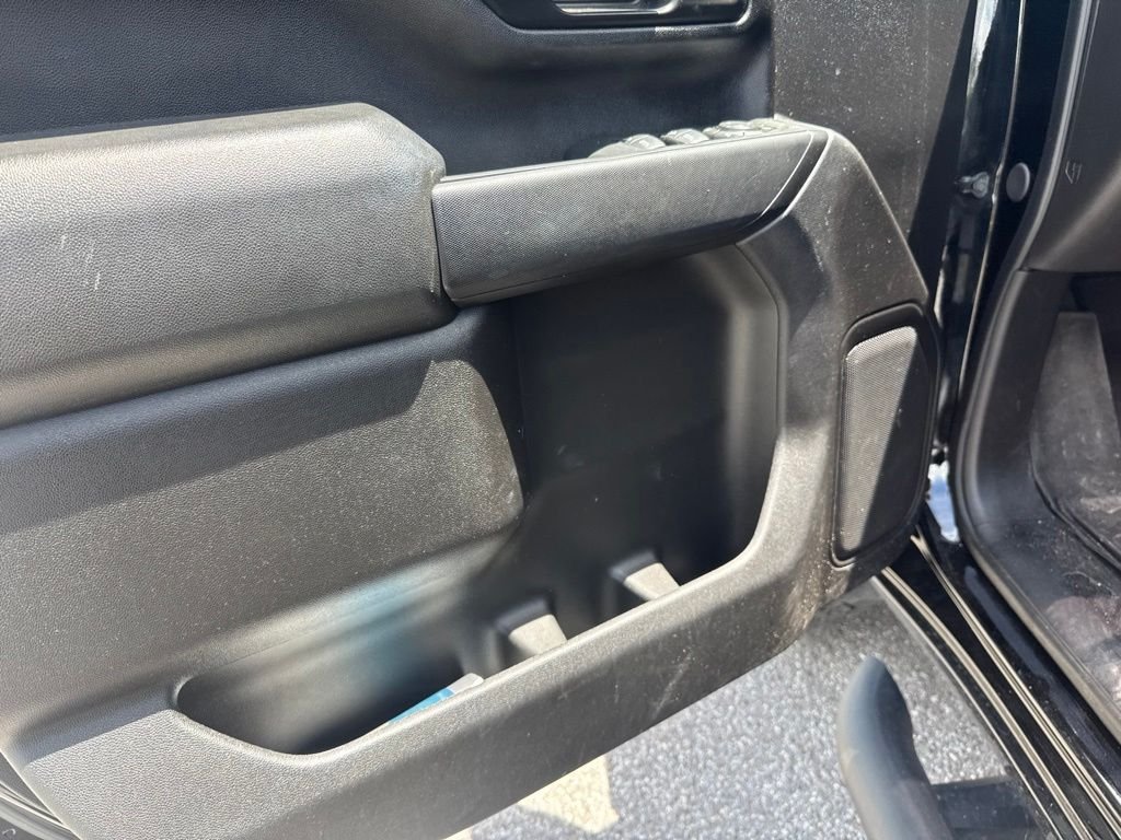 Used 2025 Black Chevrolet Custom image 14