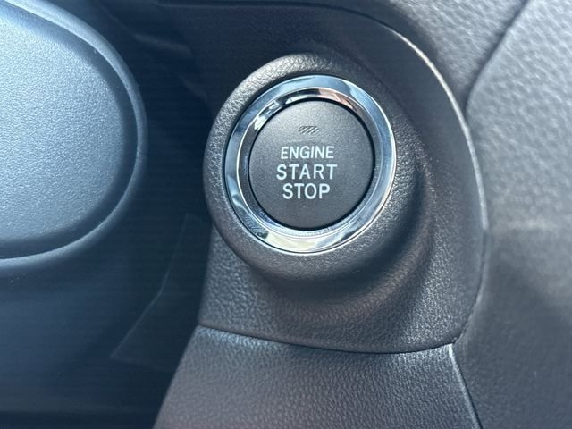 New 2026 CRYSTAL WHITE PEARL Subaru Limited 7-Passenger image 31