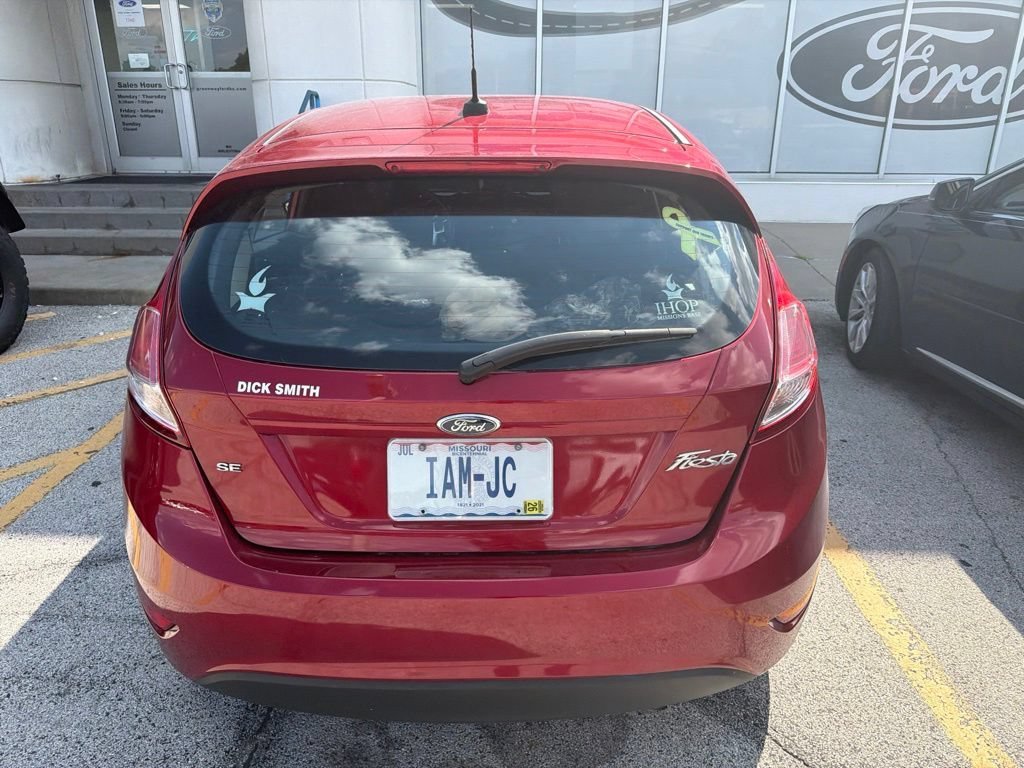 Used 2014 Ruby Red Metallic Ford SE image 5