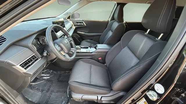 Used 2025  Mitsubishi ES image 18