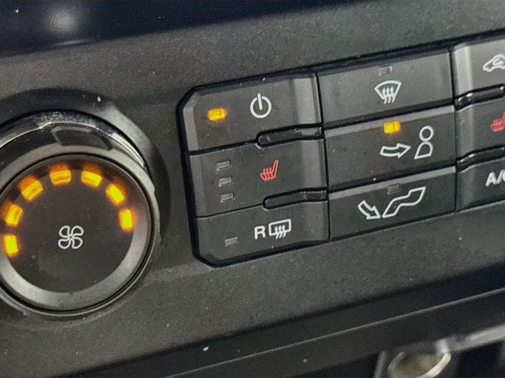 Used 2020 Magnetic Metallic Ford XLT image 21