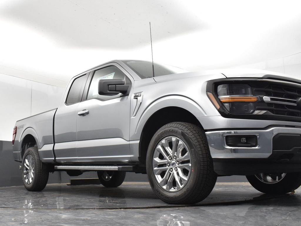New 2026 Iconic Silver Metallic Ford XLT image 23