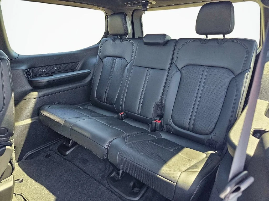 New 2026 Ghost Exterior Paint Jeep Limited Altitude image 33