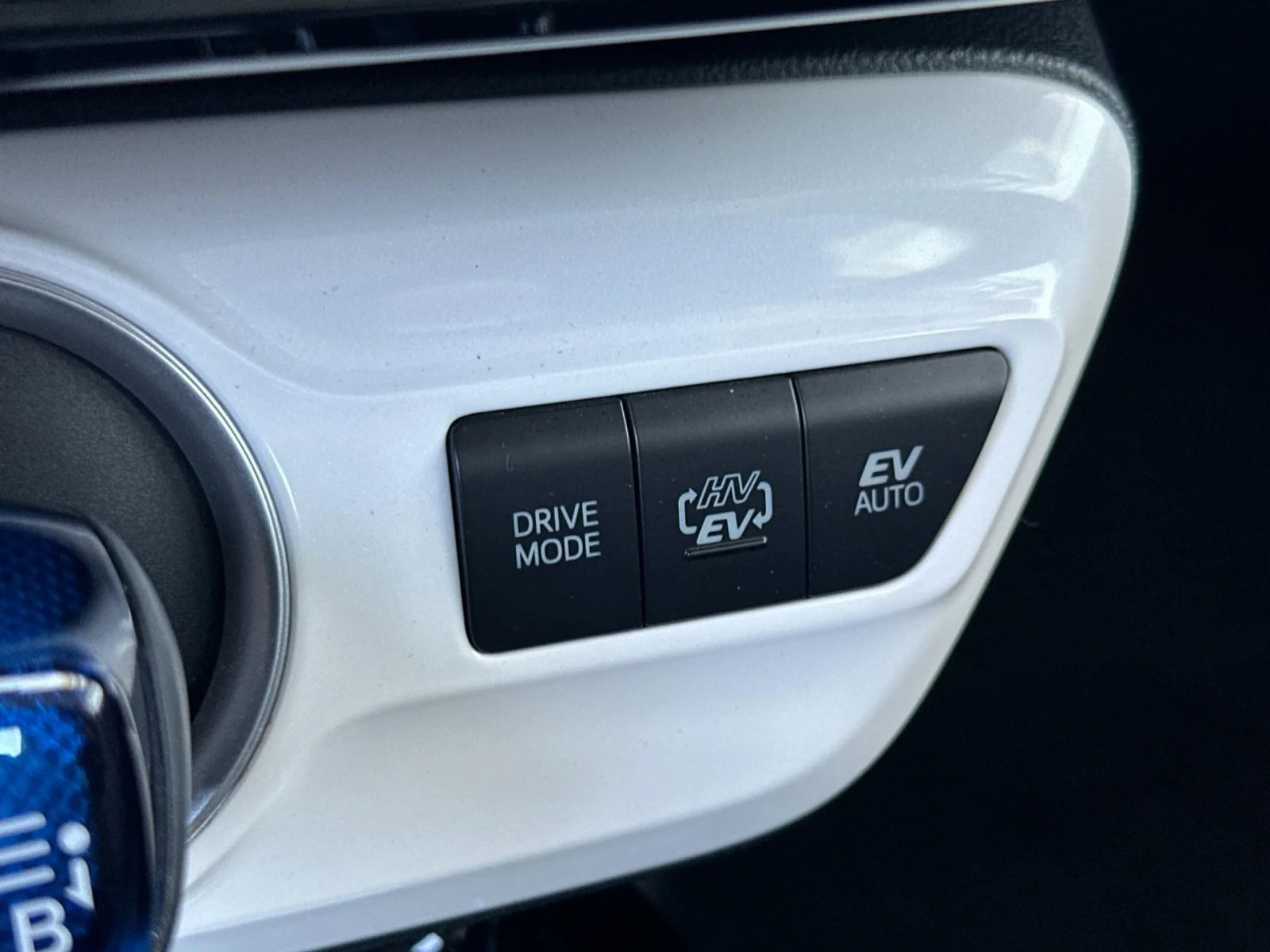 Used 2017 TOYOTA Toyota Advanced image 21