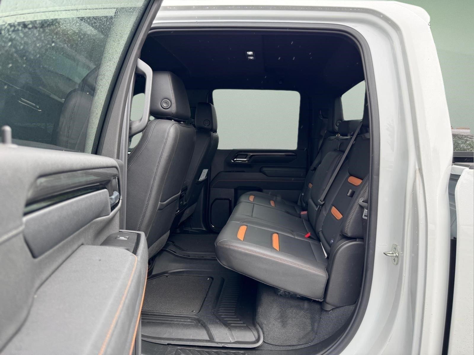 Used 2026 Summit White GMC AT4 image 12
