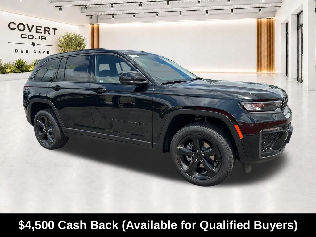 New 2026 Diamond Black Crystal Pearl-Coat Exterior Paint Jeep Limited image 13