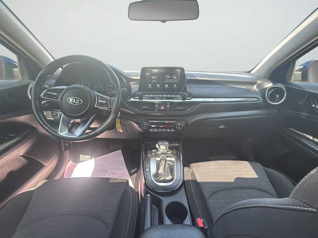 Used 2019 Blue Kia S image 10