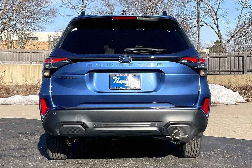 New 2026 DAYBREAK BLUE PEARL Subaru Limited image 4