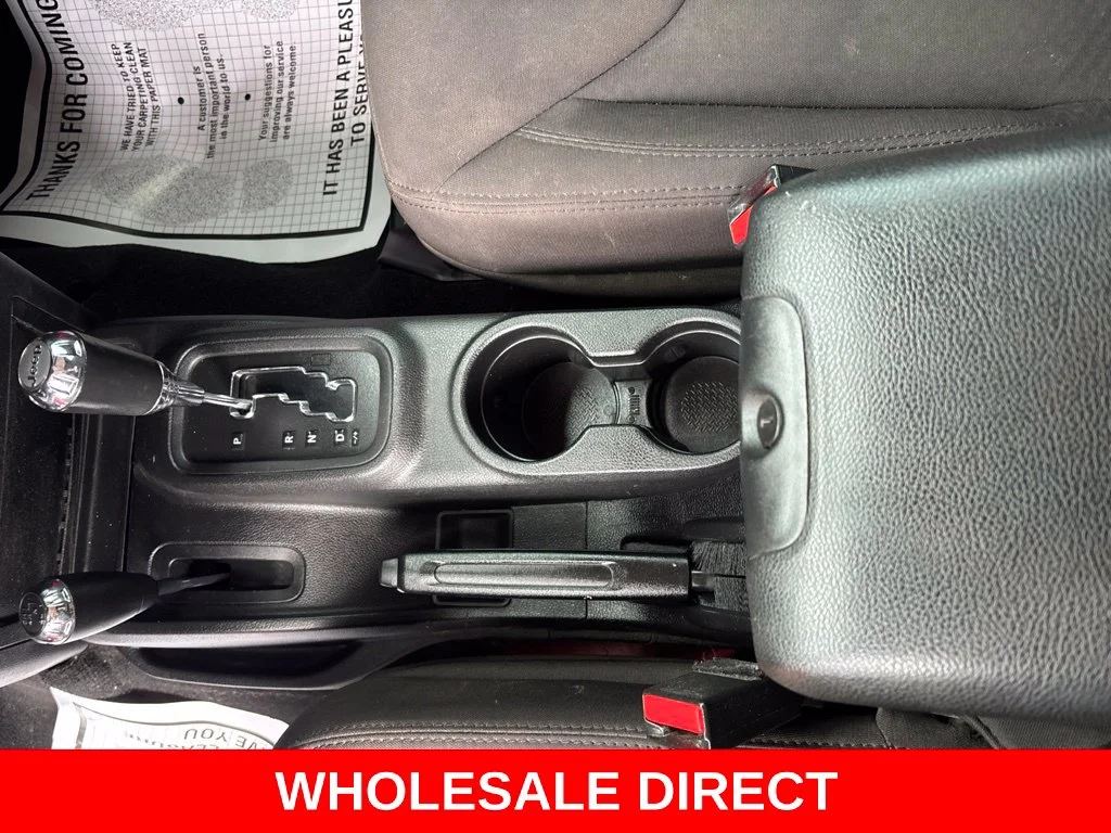 Used 2015 Red Jeep Unlimited Sport image 17