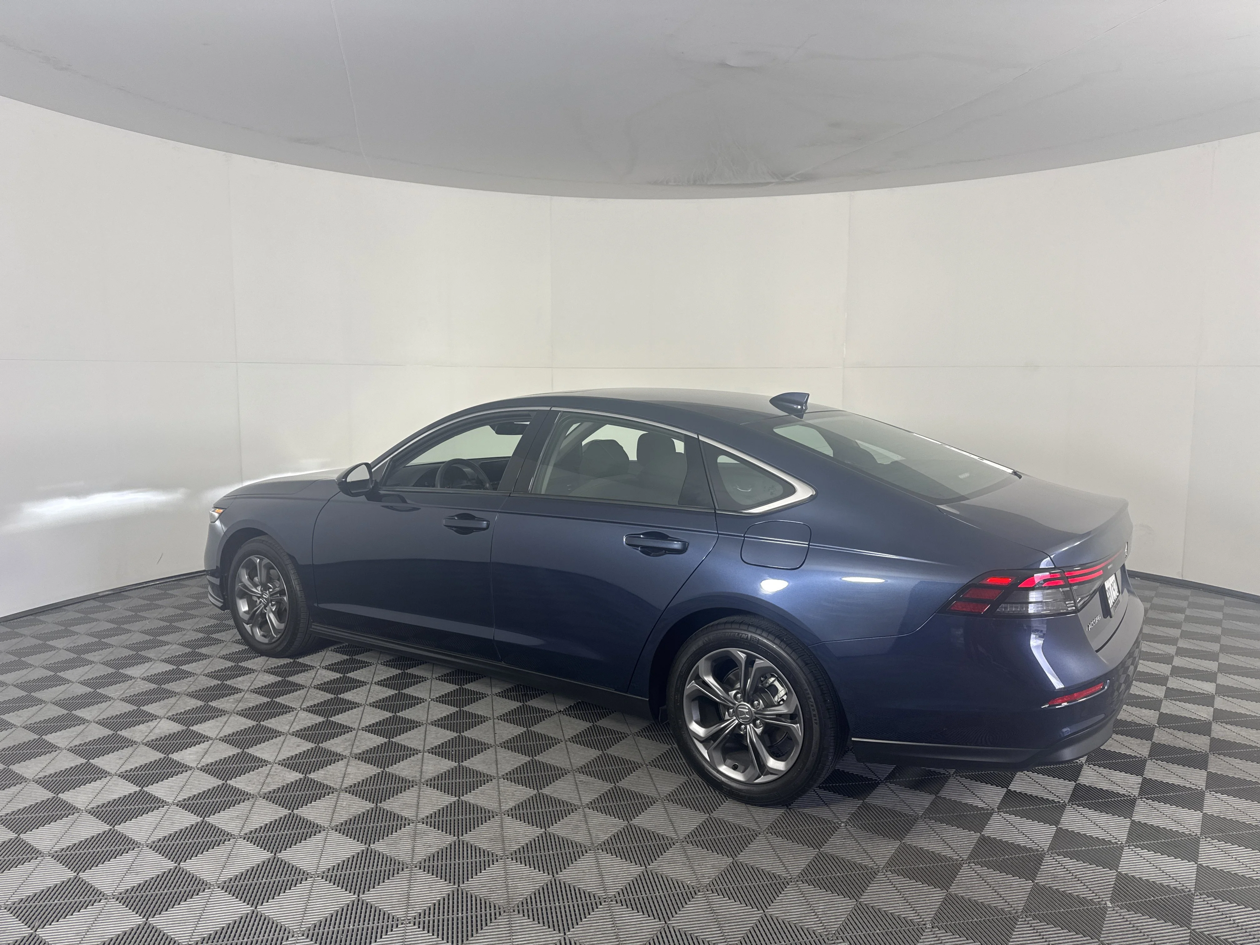 2024 Honda Accord EX - Photo 41
