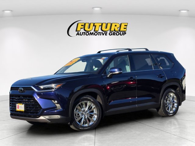 Used 2025  Toyota Platinum image 8