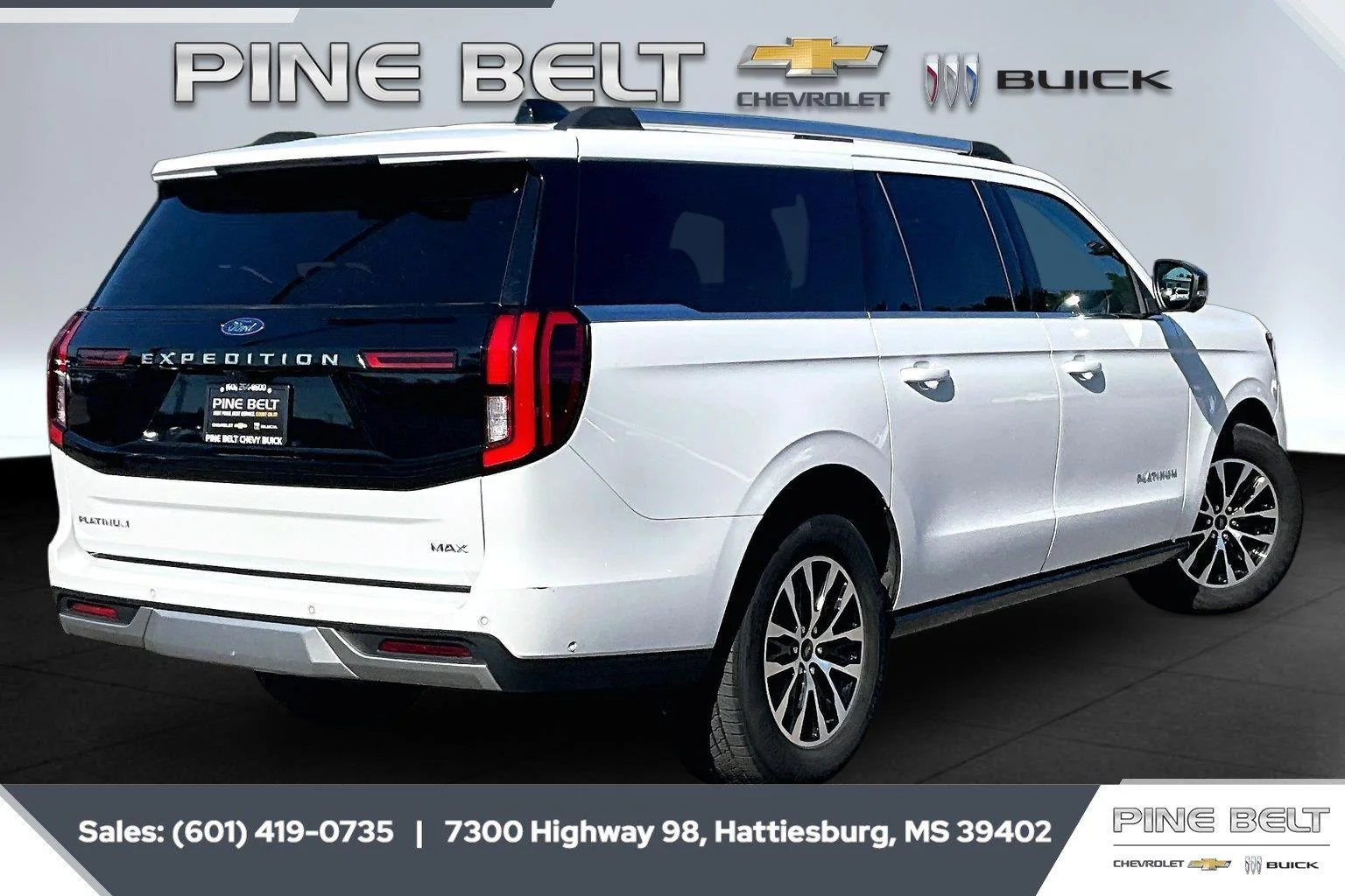 Used 2025 Oxford White Ford Platinum image 11