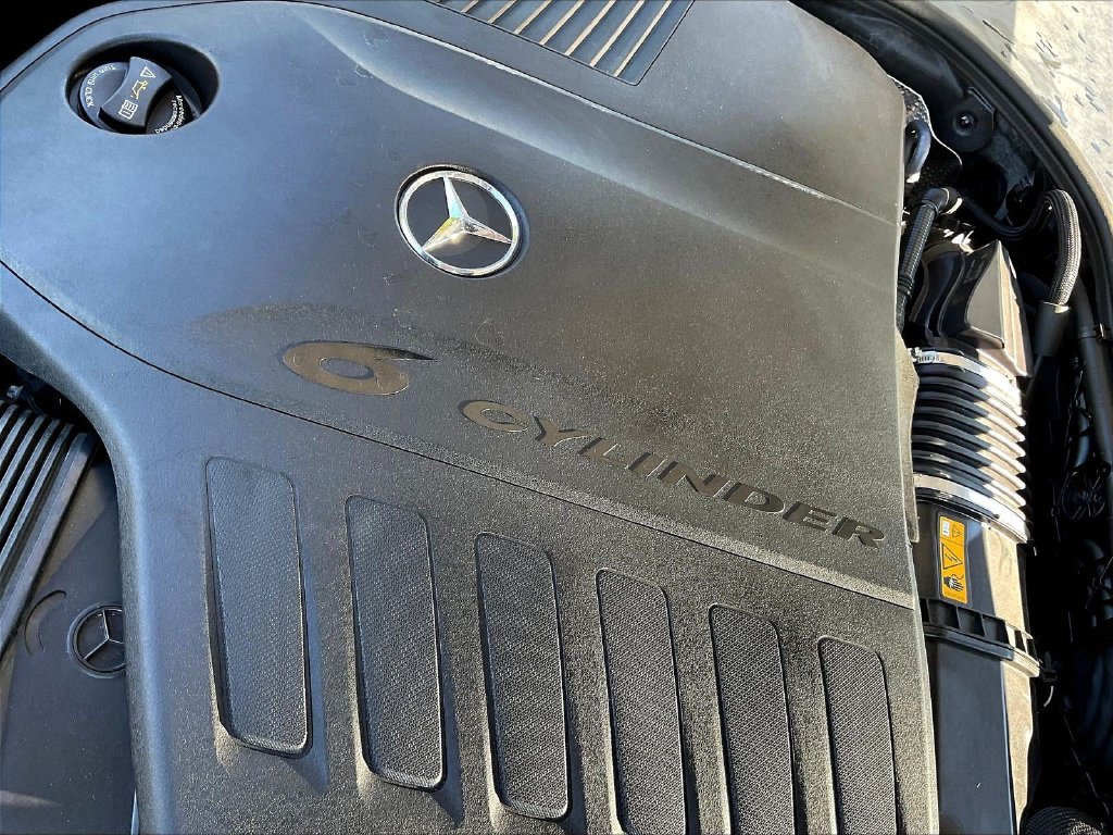 Certified Used 2023 MANUFAKTUR Diamond White Mercedes-Benz S 500 image 33