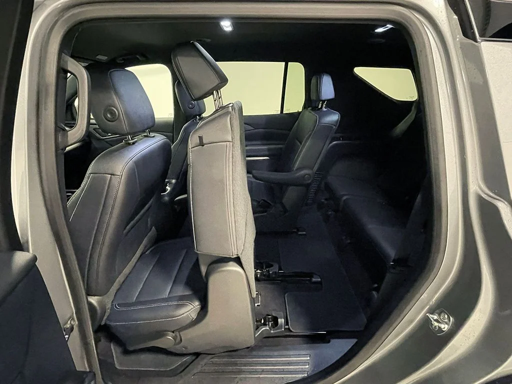 Used 2025 Gray Chevrolet LT image 20