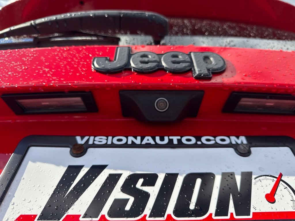 Used 2022 Red Jeep Trailhawk image 16