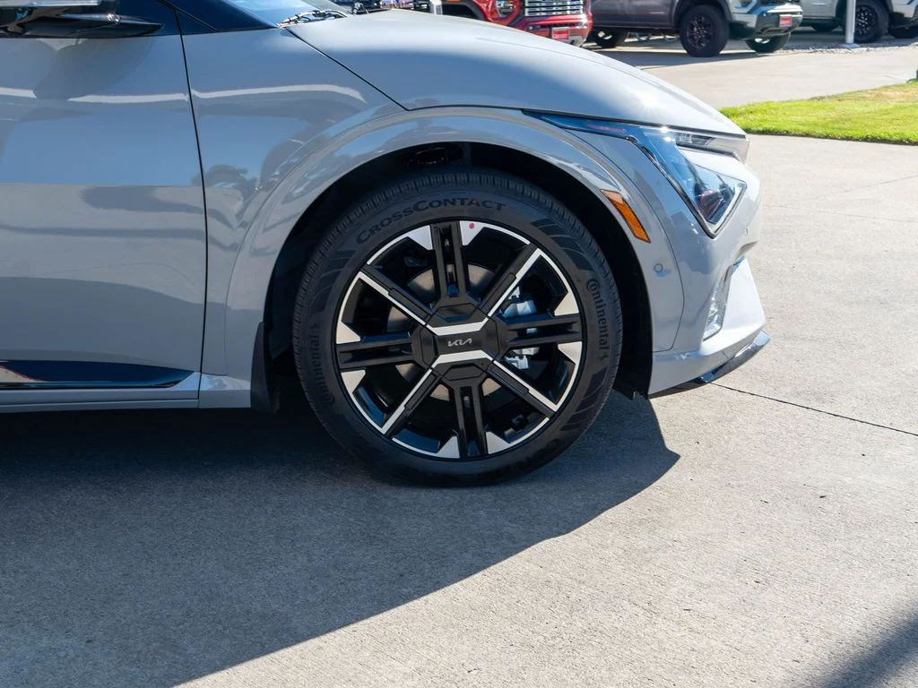 New 2026 Wolf Gray Kia GT-Line AWD image 36