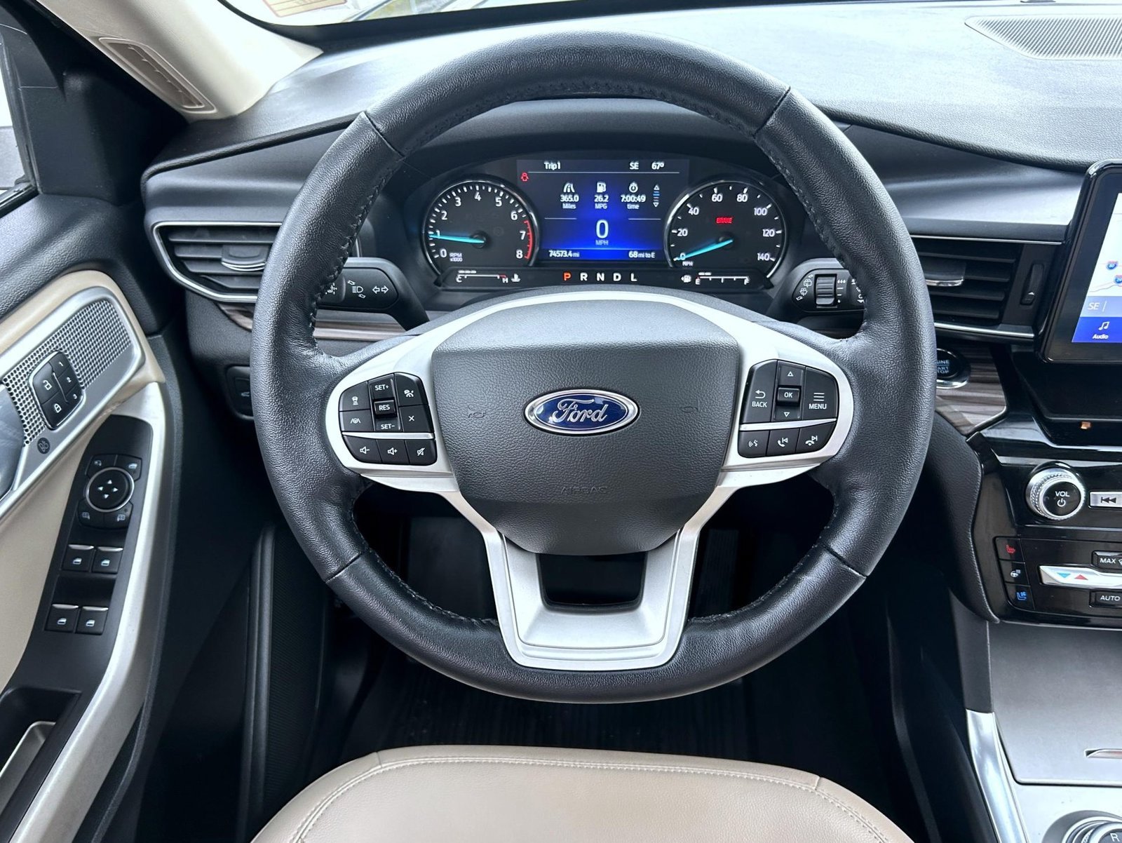 Used 2022 Black Ford Limited image 11