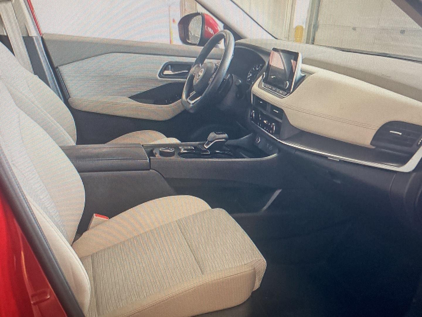 Used 2023 Scarlet Ember Tintcoat Nissan SV image 11