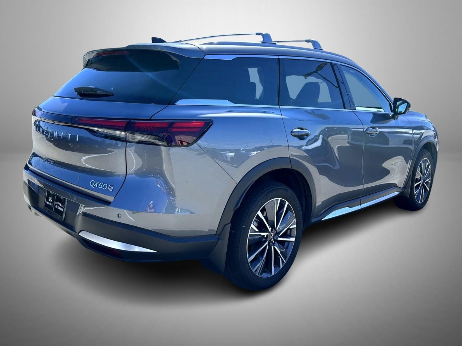 Used 2026 Gray INFINITI LUXE image 5