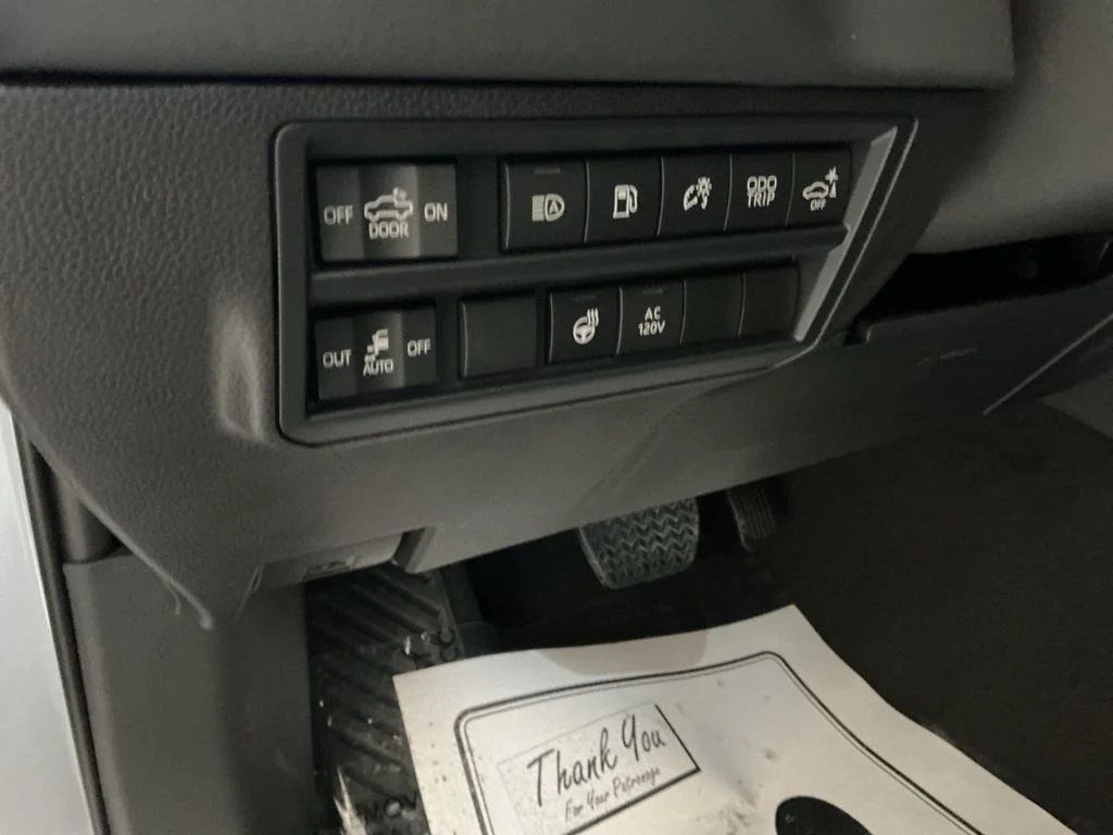 2026 Toyota Tundra Platinum - Photo 16