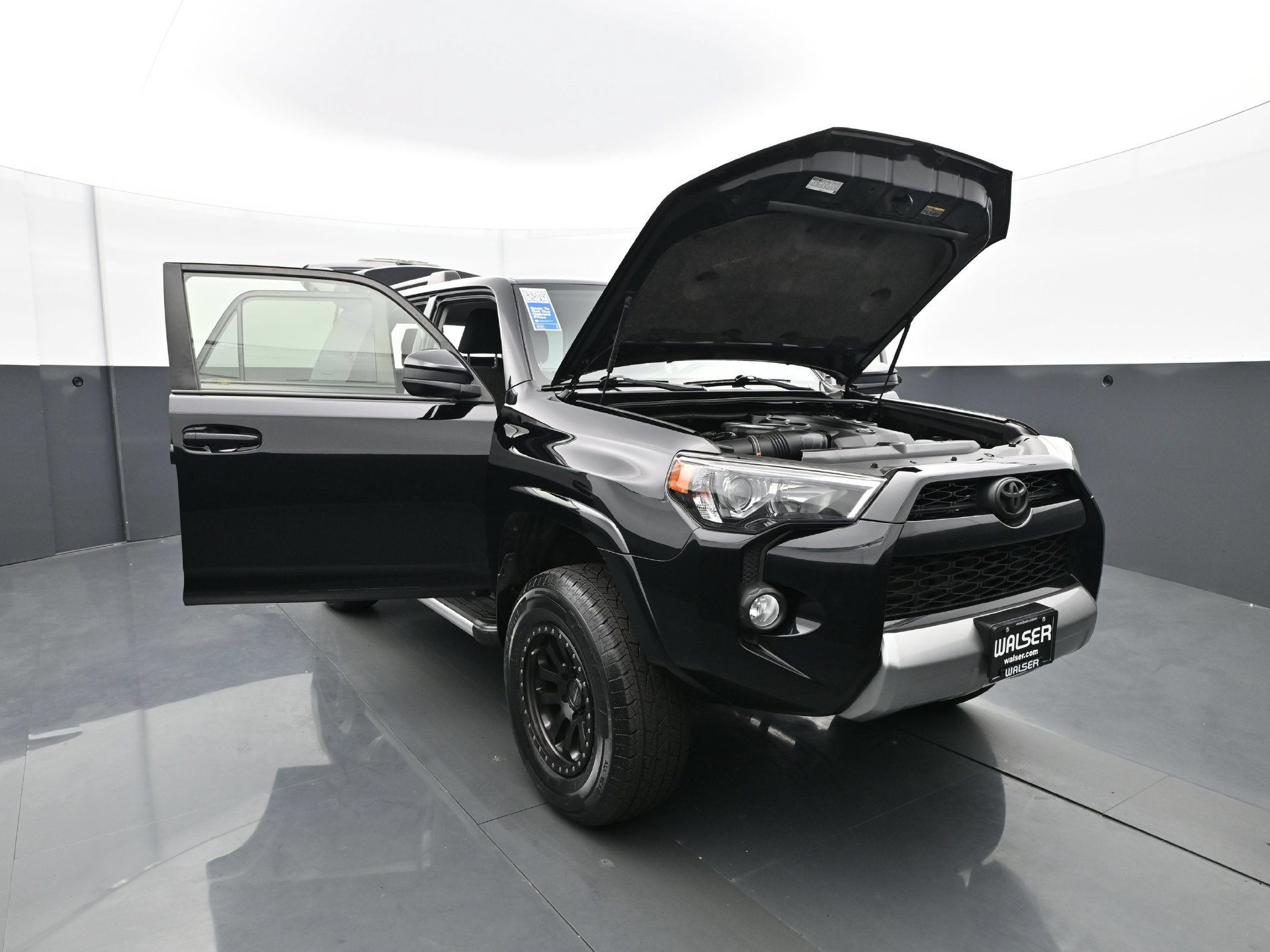Used 2019 Midnight Black Metallic Toyota TRD Off-Road image 41