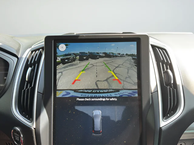 Used 2024 Silver Ford SEL image 15