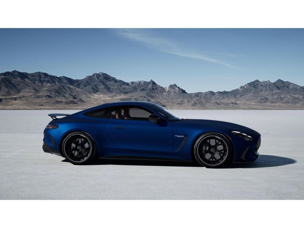 New 2026 MANUFAKTUR Starling Blue Magno Mercedes-Benz AMG® GT 63 S E Performance Coupe image 15