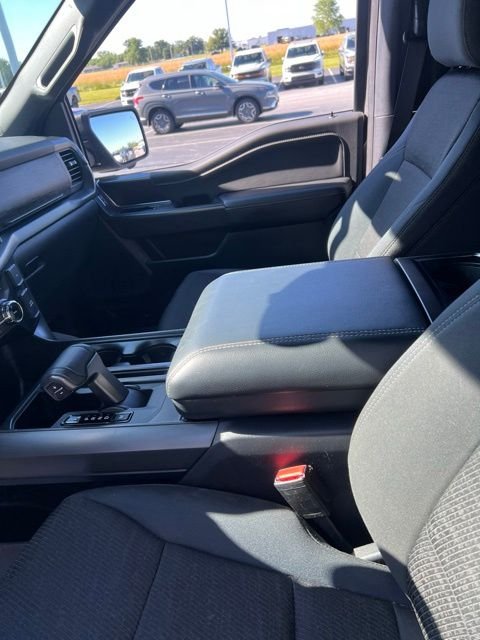 Used 2024 Gray Metallic Ford XLT image 14