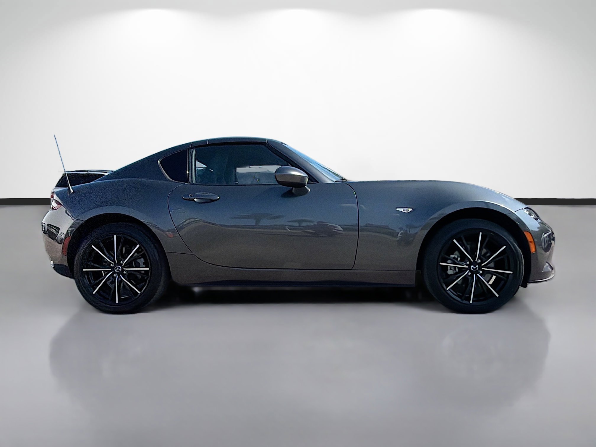 Used 2025 Machine Gray Metallic Mazda Grand Touring image 2