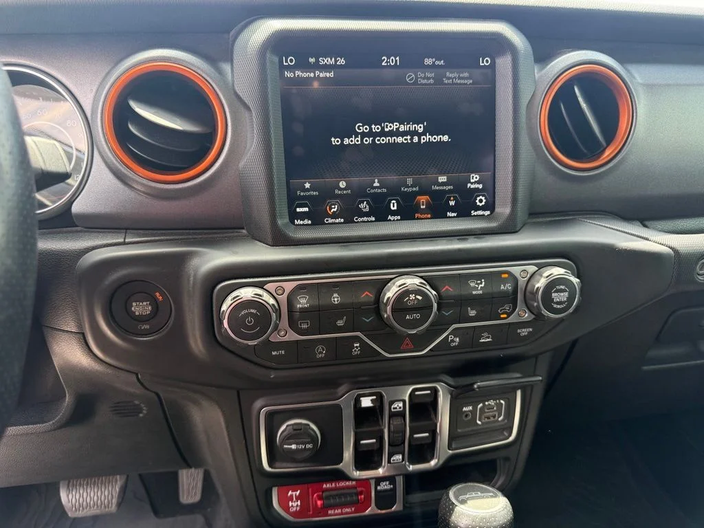 Used 2021 Gray Jeep Mojave image 10