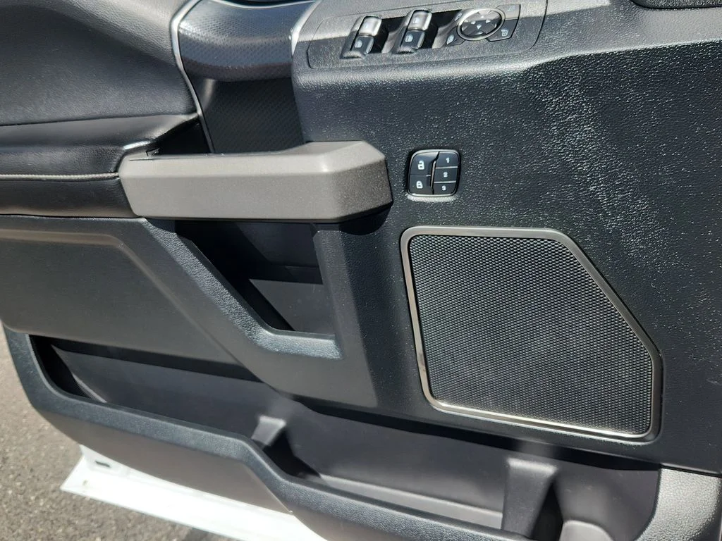 Used 2018 White Ford Raptor image 9