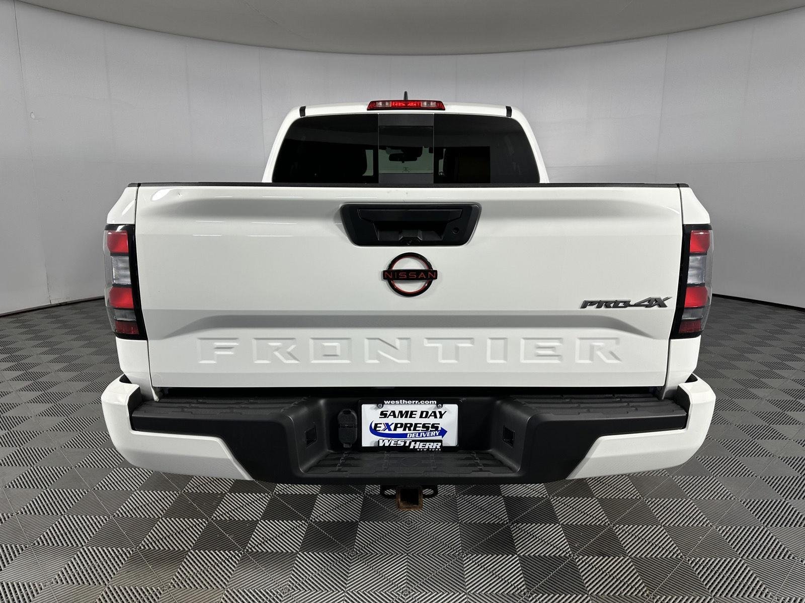 Used 2023 Glacier White Nissan PRO-4X image 12