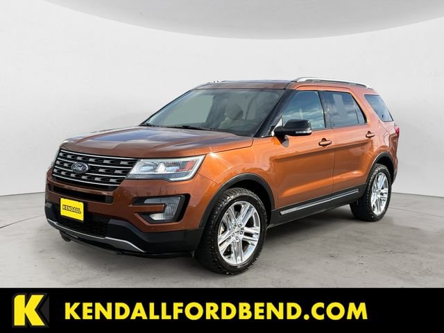 Used 2017  Ford XLT image 1