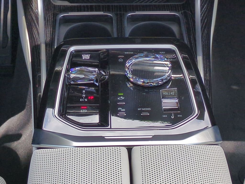 New 2026 Blue BMW 740i xDrive image 19