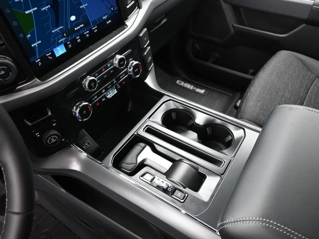 New 2026 Agate Black Metallic Ford XLT image 21