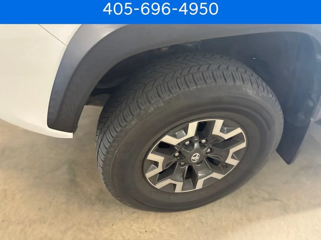 Pre-Owned 2019 Toyota Tacoma 2WD TRD Off Road