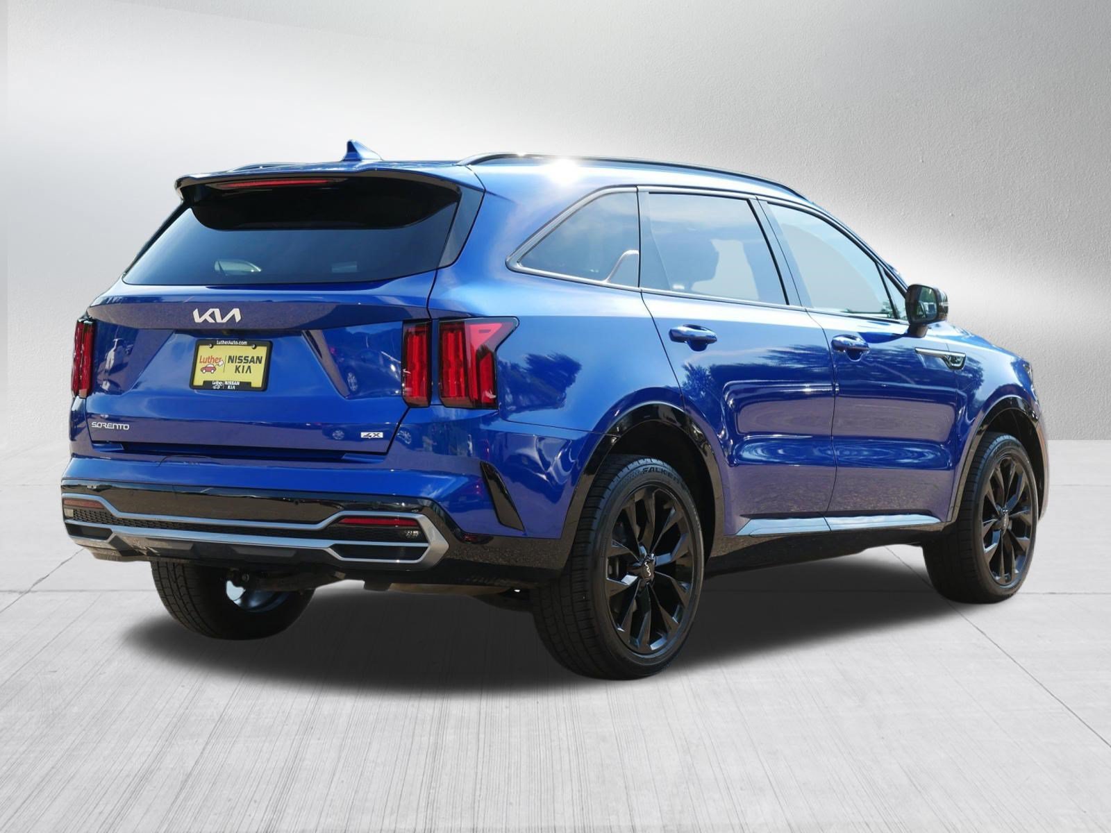 Certified Used 2023 Sapphire Blue Kia SX image 7