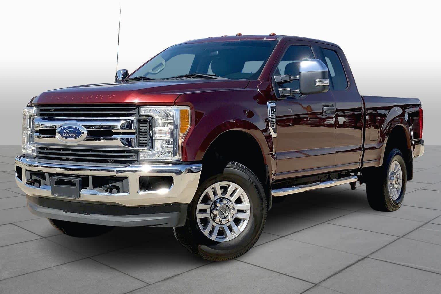 2017 Ford F-250 Super Duty XLT
