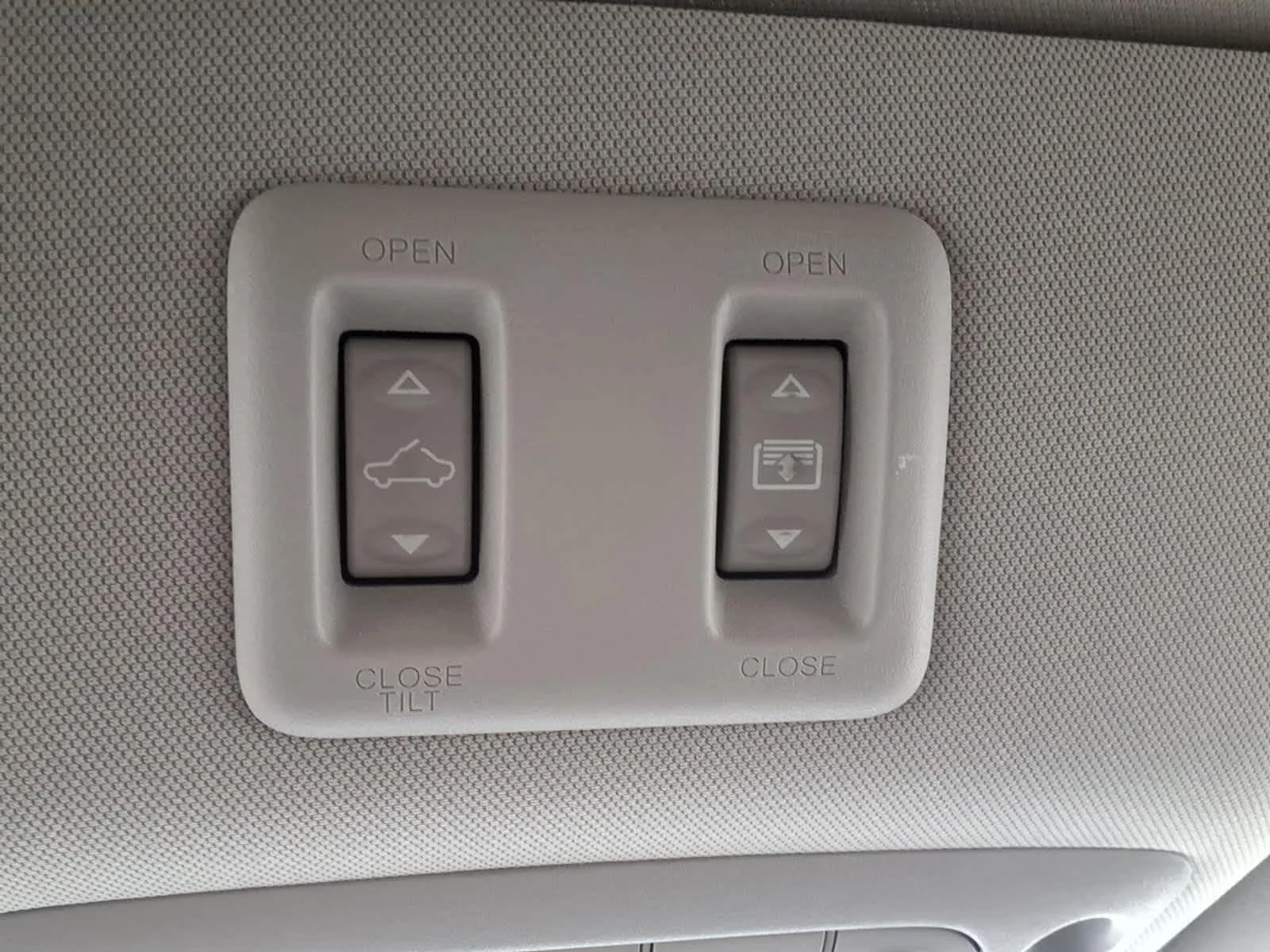 Certified Used 2024 Super Black Nissan Platinum image 19