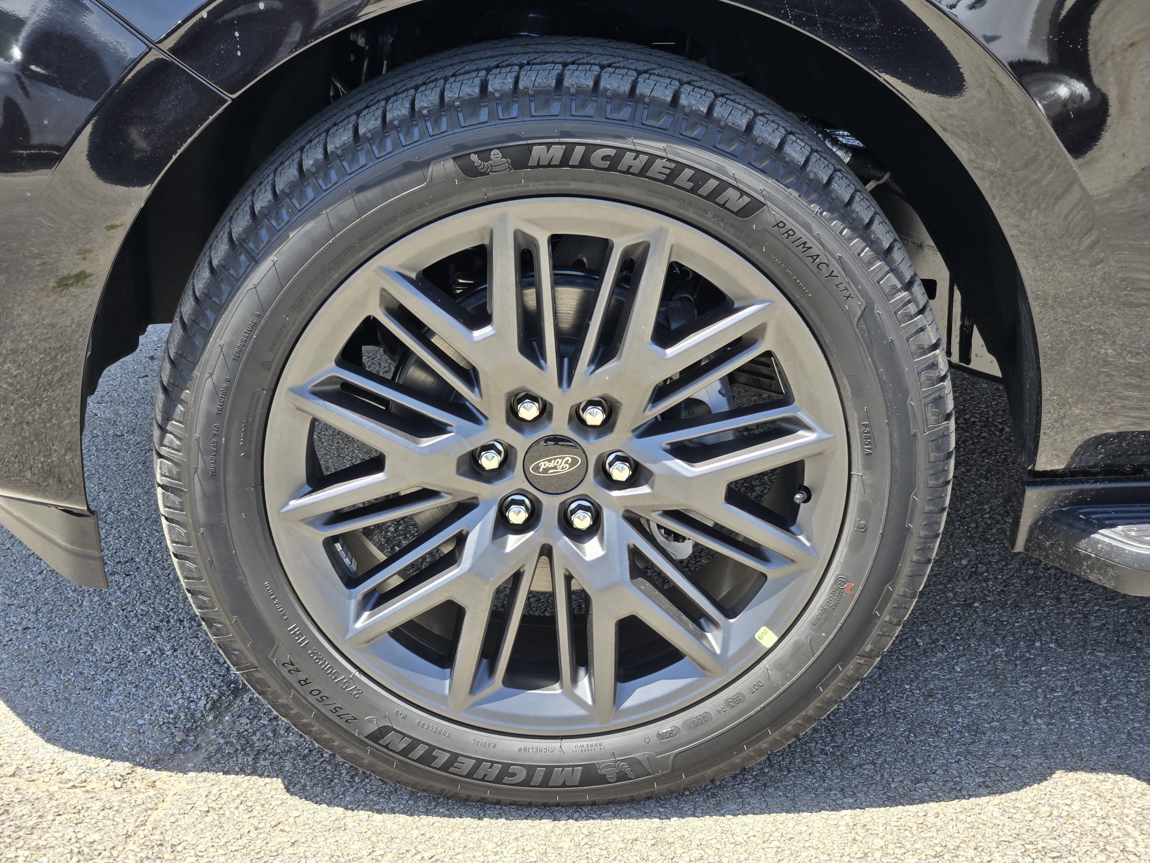 New 2026 Agate Black Metallic Ford Platinum MAX image 7