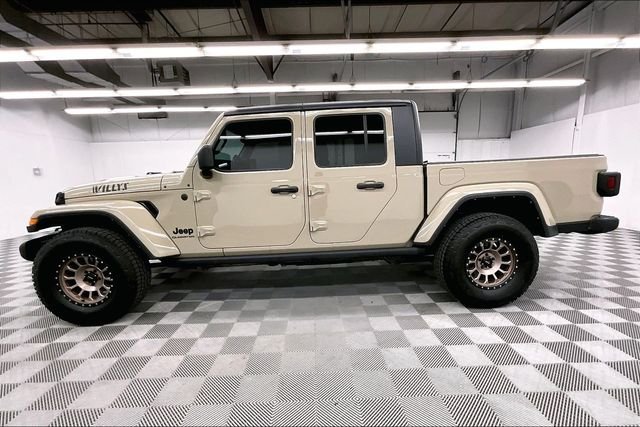 Used 2022 Limited Edition Gobi Clearcoat Jeep Willys image 15