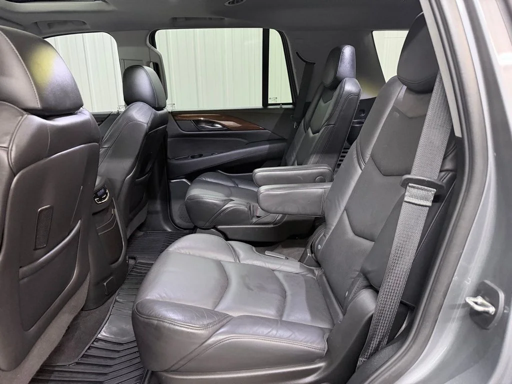 Used 2020 Gray Cadillac Luxury image 30