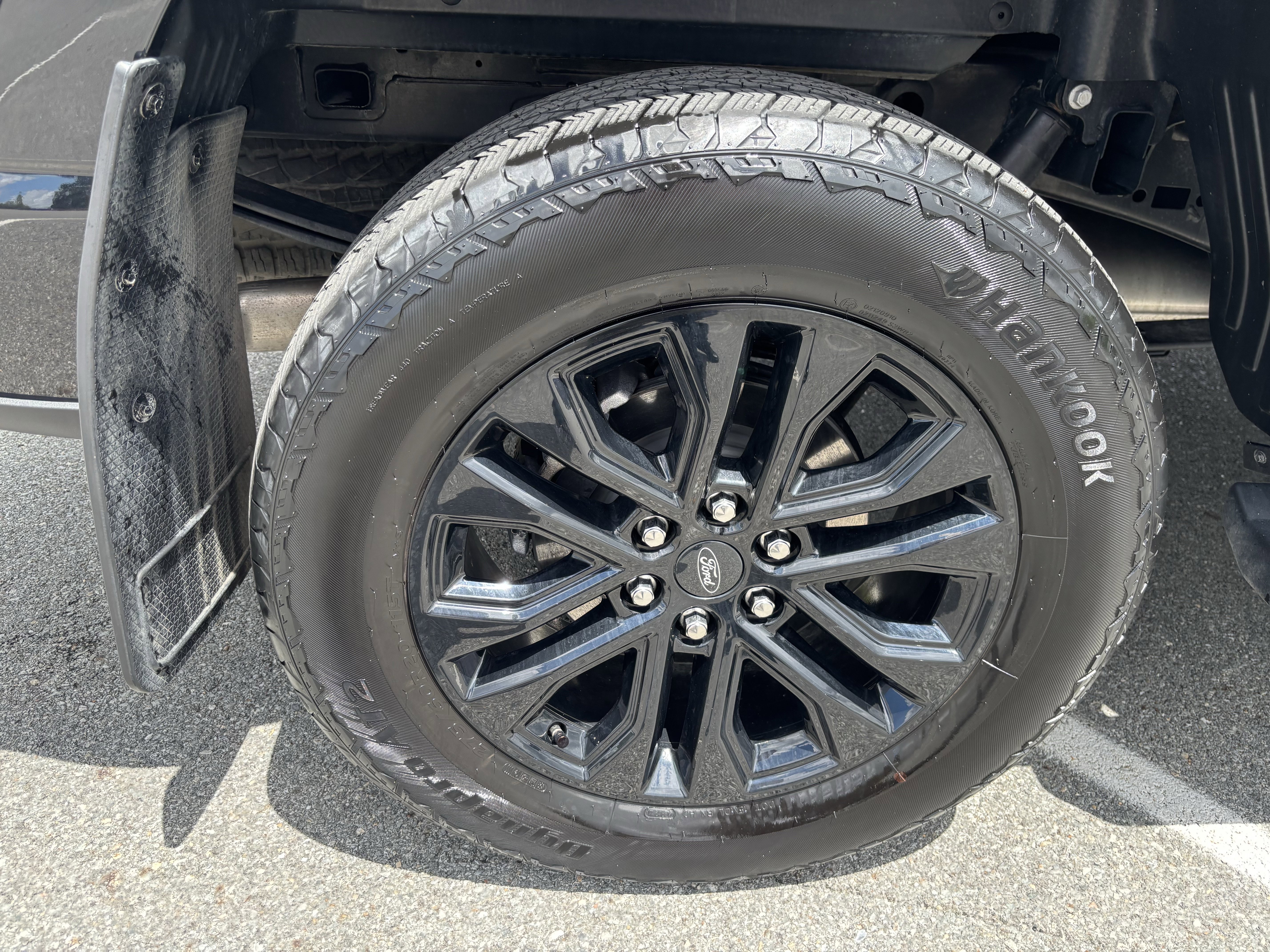 Used 2025 Black Ford LARIAT image 47