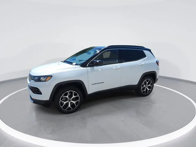 Used 2025 White Jeep Limited image 4