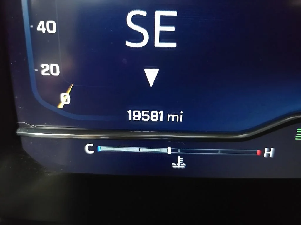 Used 2024 Blue Chevrolet RST image 22