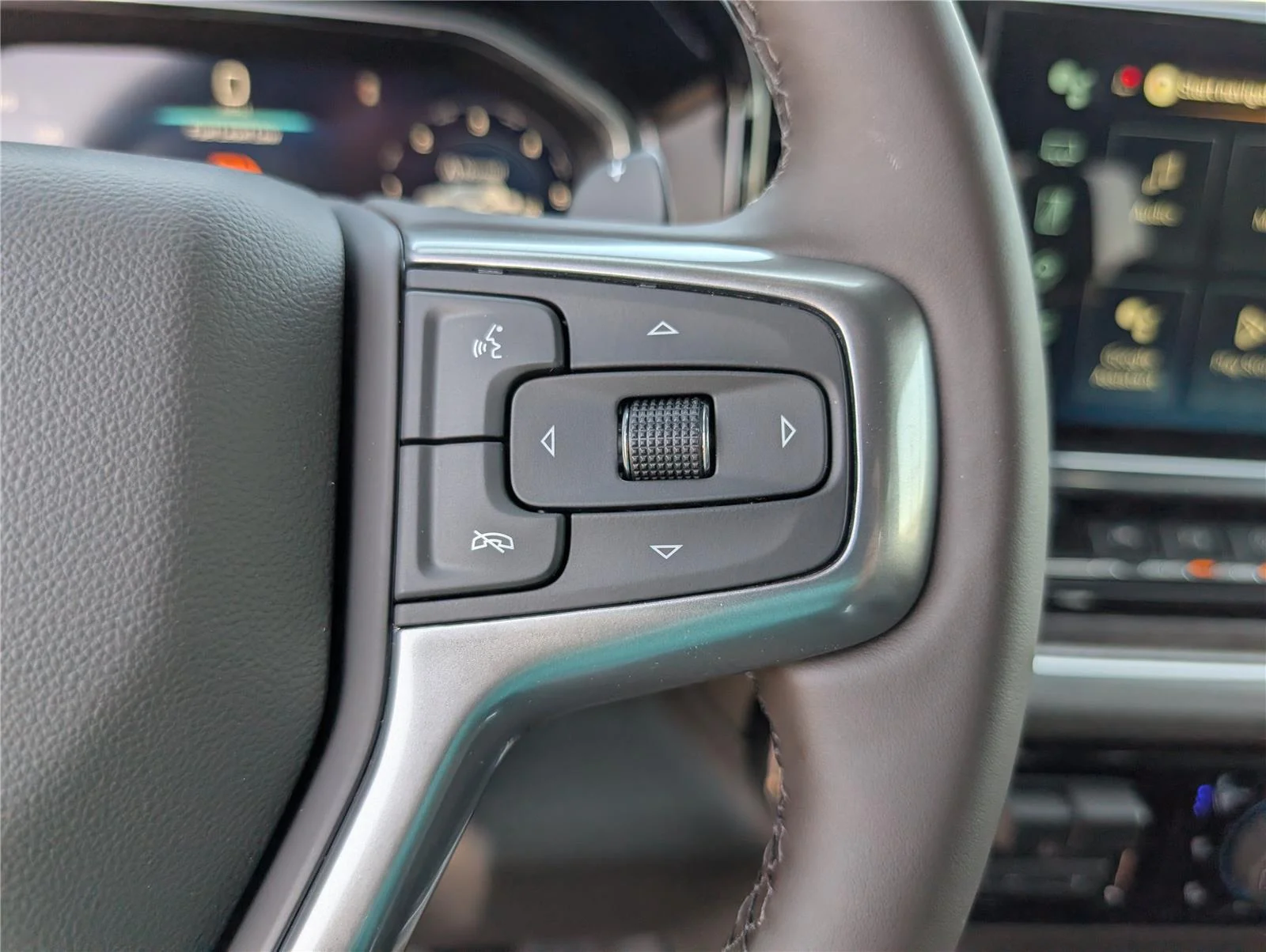 2026 Chevrolet Silverado 1500 LTZ - Photo 25