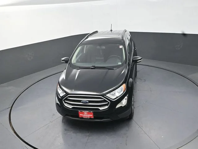 Used 2020 Black Ford SE image 24