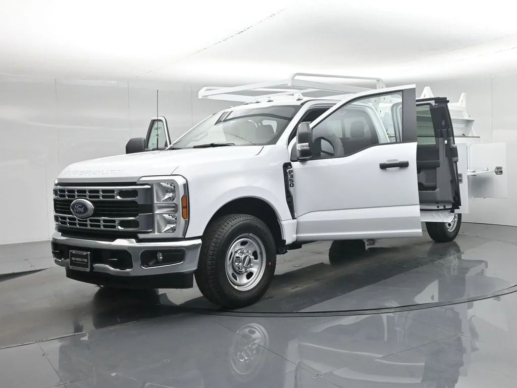 New 2026 White Ford XL image 39