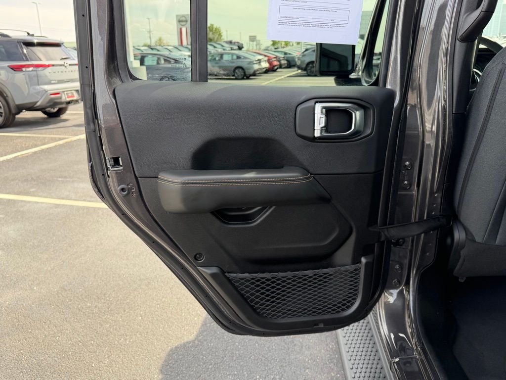 2025 Jeep Wrangler 4xe Sahara 4XE - Photo 16